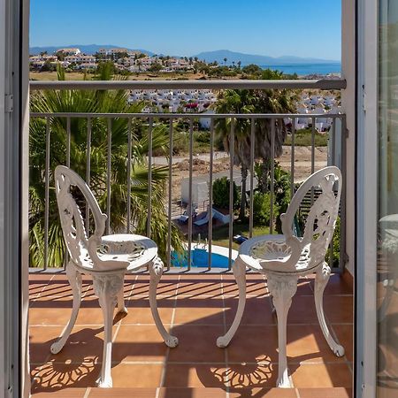 Villa Rosa Luxury Private Large Villa To Rent 마닐바 외부 사진